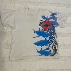 Y2K Bermuda T-shirt shark red white blue short sleeve top cotton blend Youth L